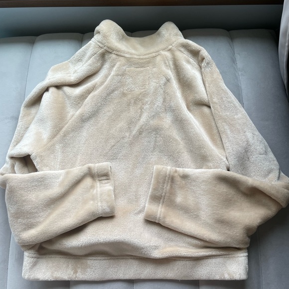 HOLLISTER sweatshirt - Picture 5 of 5